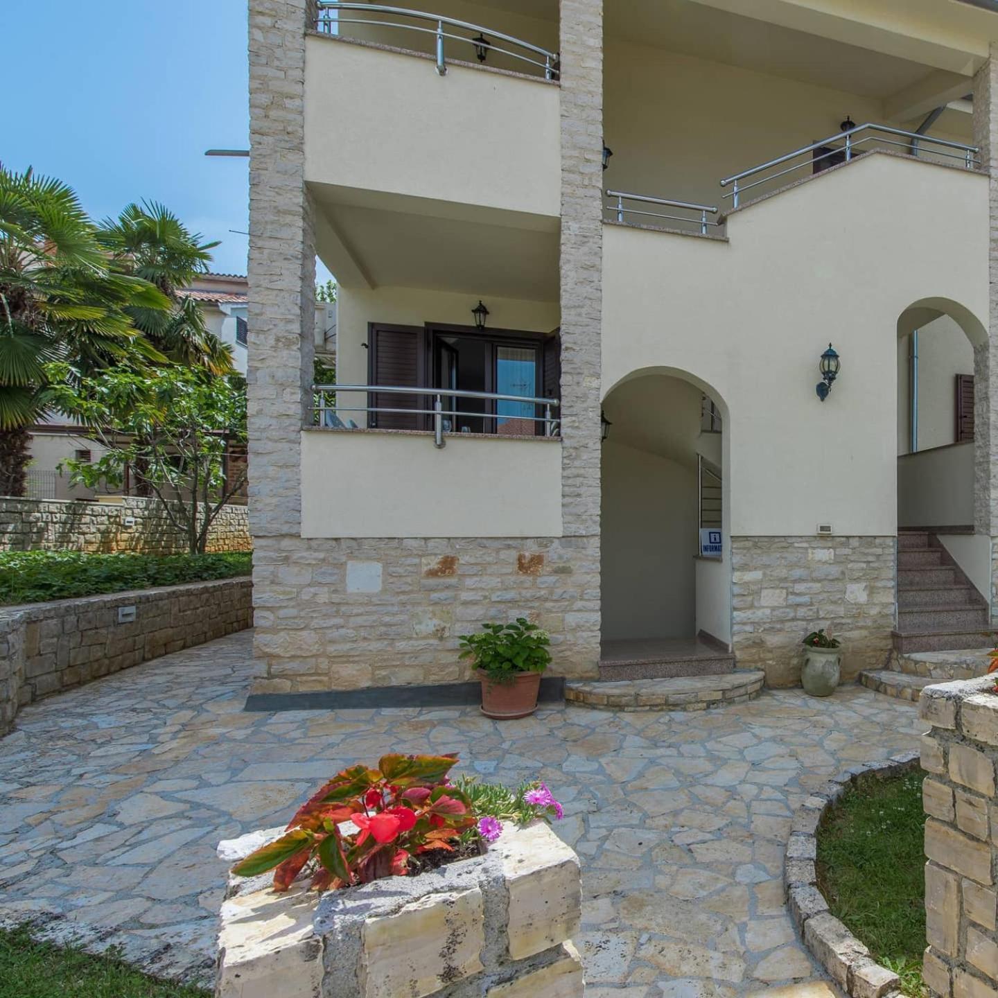 Apartmani Lorena بوريتش المظهر الخارجي الصورة